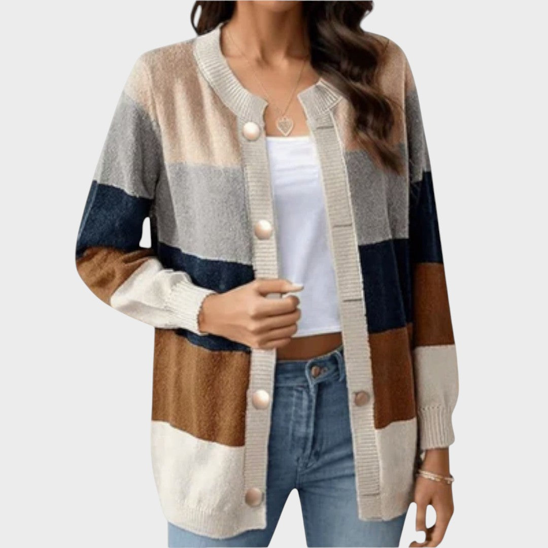 Marisol | Dlouhý cardigan s knoflíky" can be rewritten as:

"Marisol | Elegantní dlouhý cardigan s knoflíky