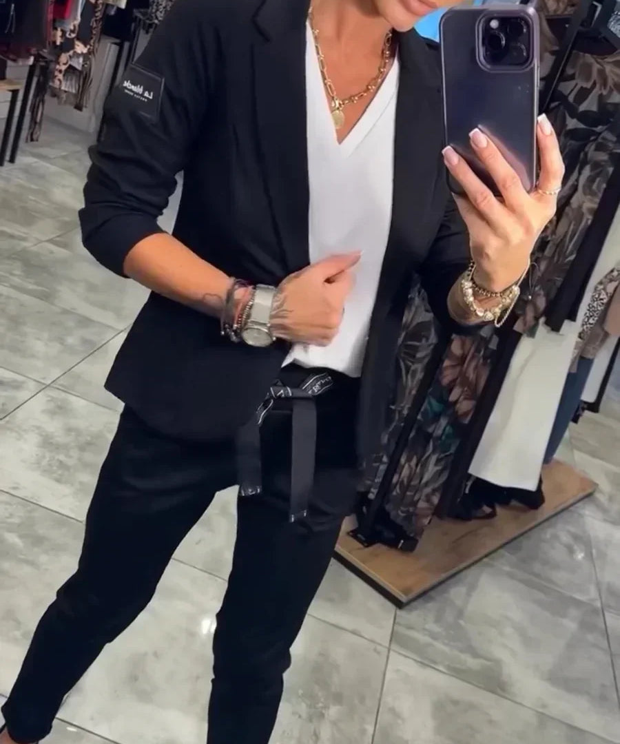 Adriana - Elegantní souprava