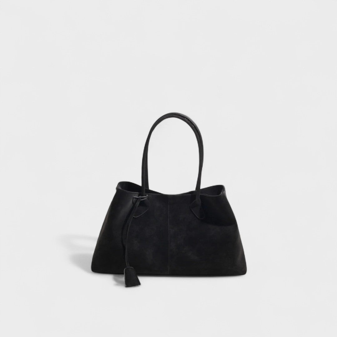 Casandra – Malá Elegantní