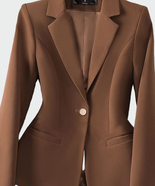 Moderní a elegantní blazer